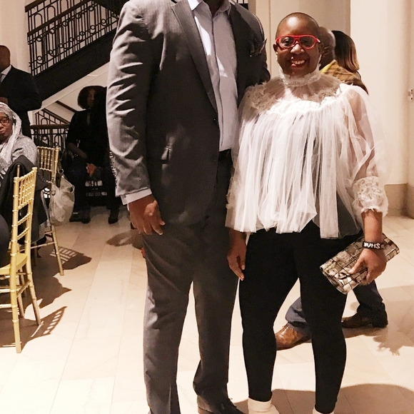 Top - Picture 2 of 2